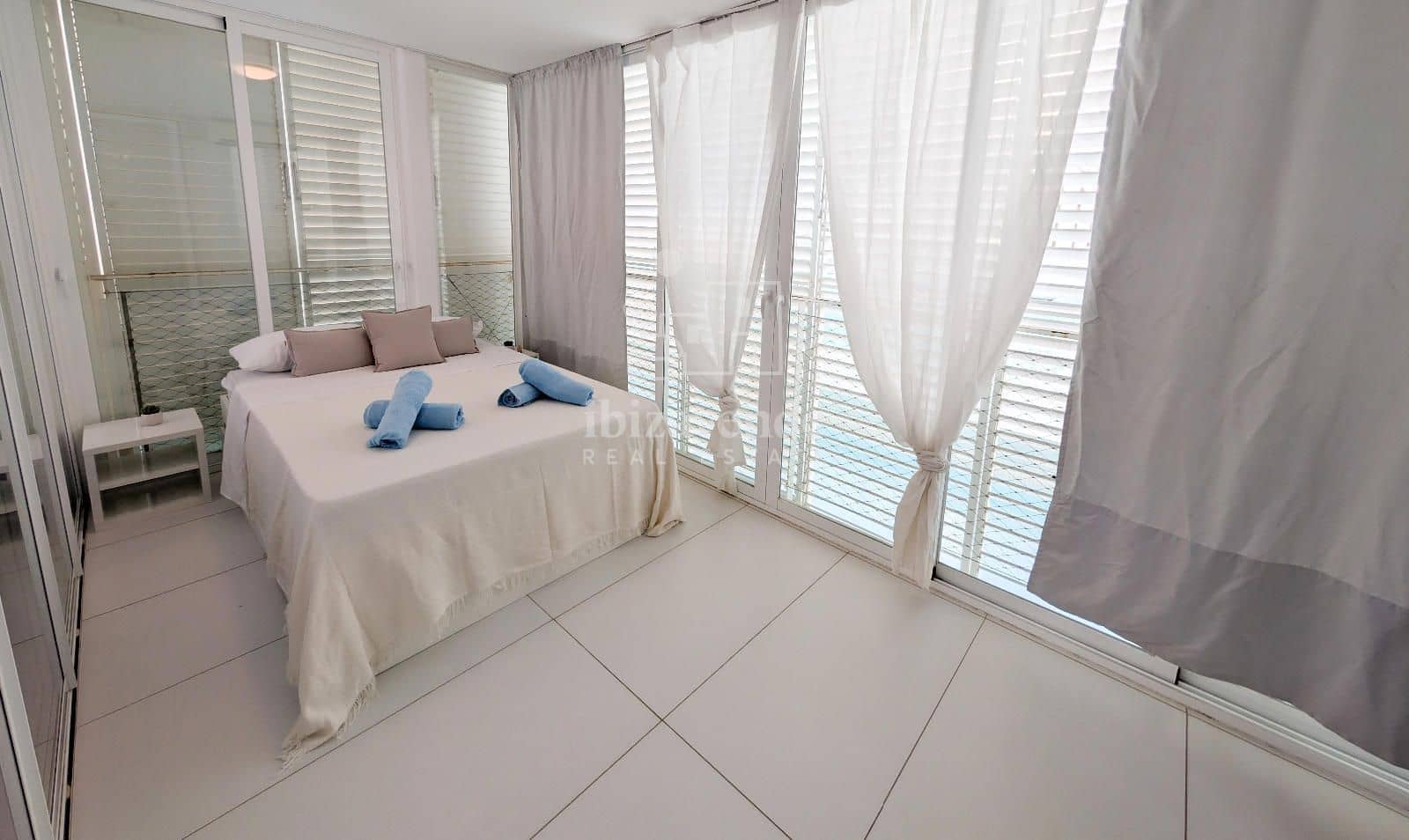 2 soveværelse Lejlighed til leje i Ibiza by med swimmingpool - € 3.500 (Ref: 9041549)