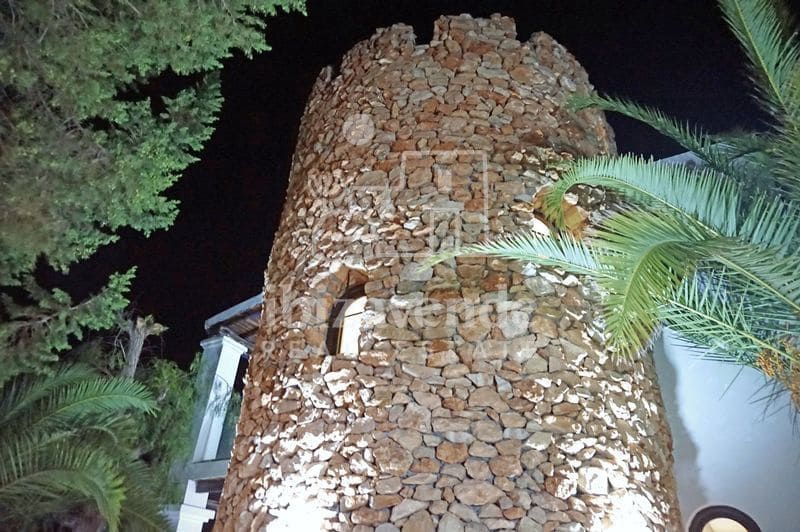 6 soveværelse Villa til salg i Cala Moli med swimmingpool garage - € 3.300.000 (Ref: 9041553)