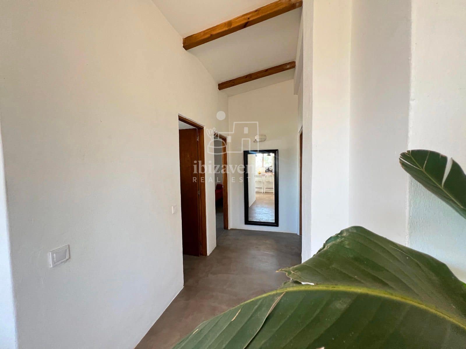 2 soveværelse Villa til leje i Santa Eulalia / Santa Eularia - € 3.800 (Ref: 9041558)