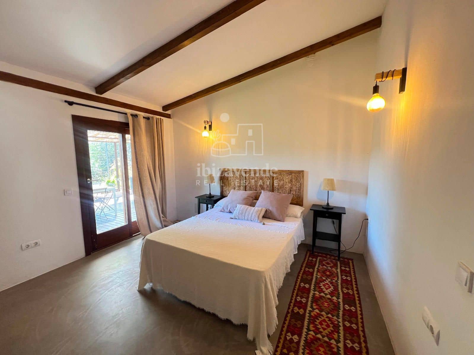2 soveværelse Villa til leje i Santa Eulalia / Santa Eularia - € 3.800 (Ref: 9041558)