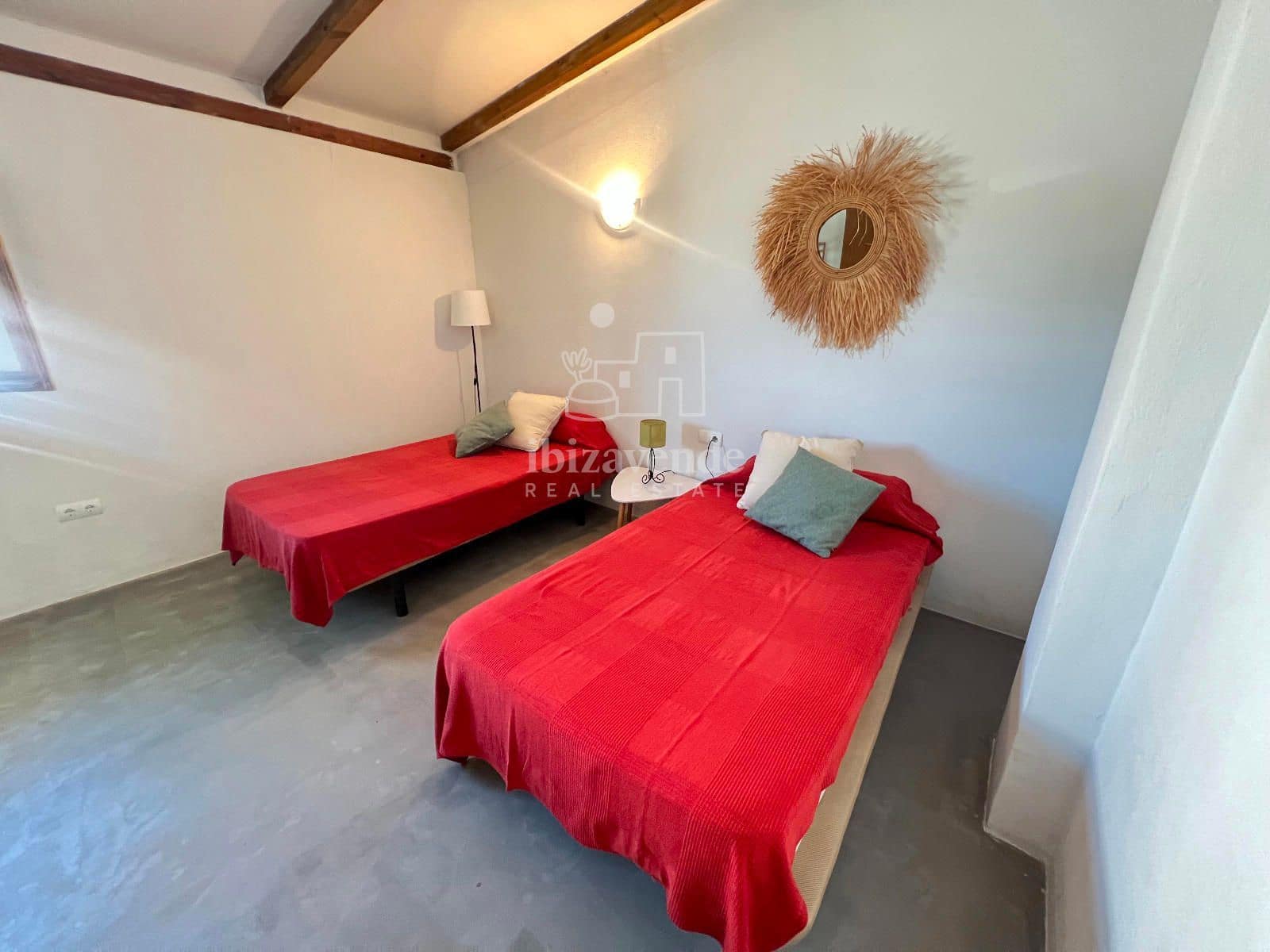 2 soveværelse Villa til leje i Santa Eulalia / Santa Eularia - € 3.800 (Ref: 9041558)