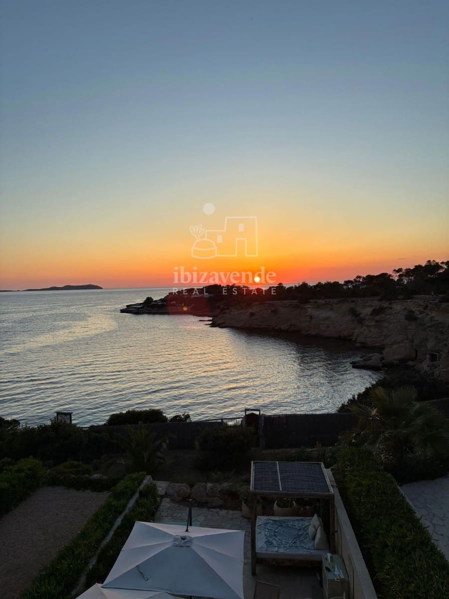 3 soverom Leilighet til leie i Cala Gracio med svømmebasseng garasje - € 2 500 (Ref: 9041561)