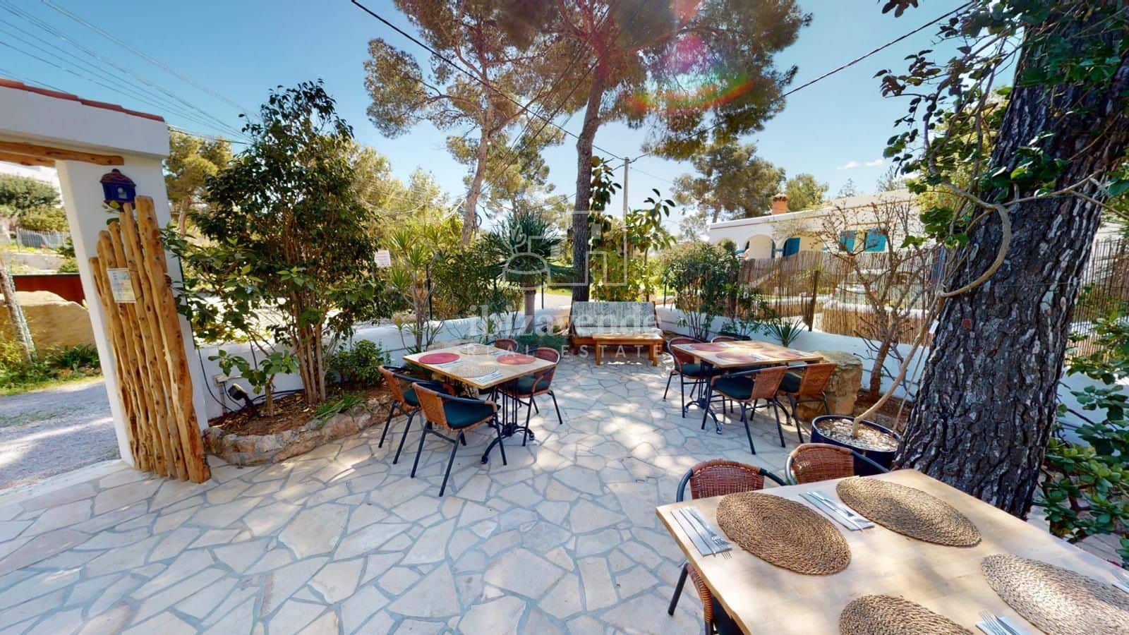 Restaurant/Bar til salg i Sant Antoni de Portmany - € 1.500.000 (Ref: 9041562)