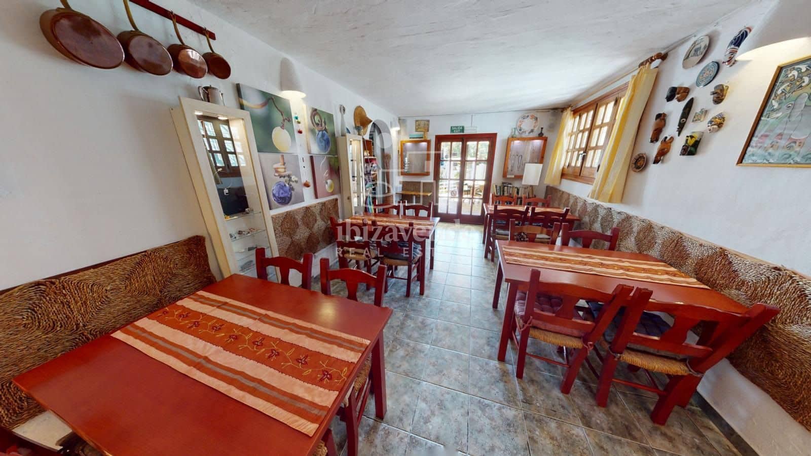 Restaurant/Bar til salgs i Sant Antoni de Portmany - € 1 500 000 (Ref: 9041562)