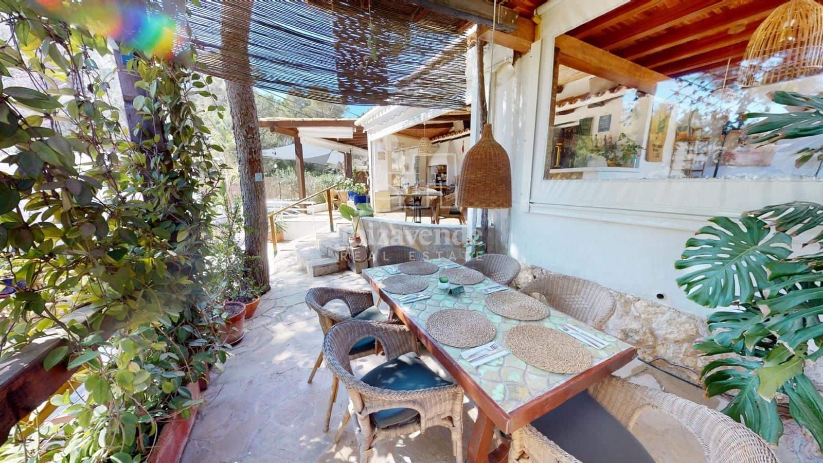 Restaurant/Bar til salgs i Sant Antoni de Portmany - € 1 500 000 (Ref: 9041562)