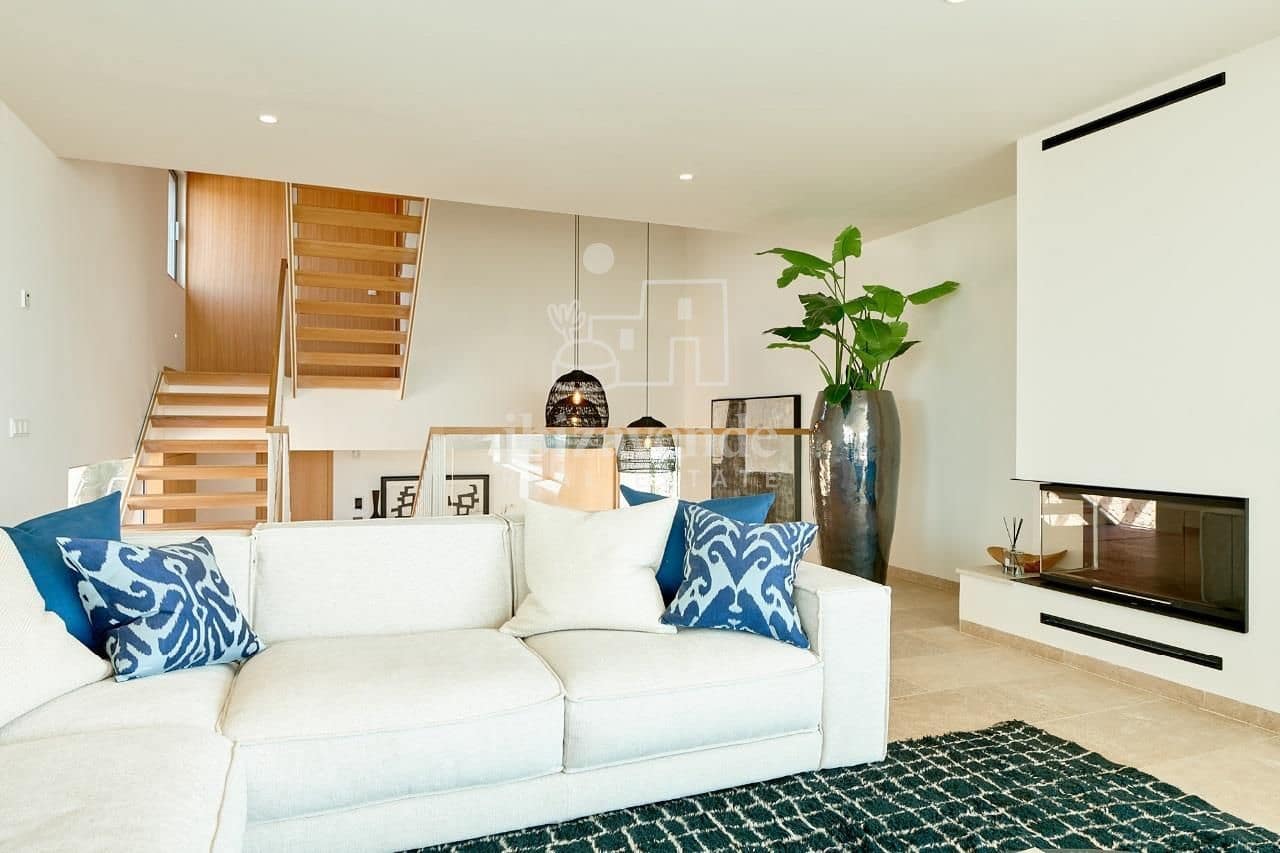 5 slaapkamer Villa te koop in Cala Conta met zwembad garage - € 2.700.000 (Ref: 9041732)