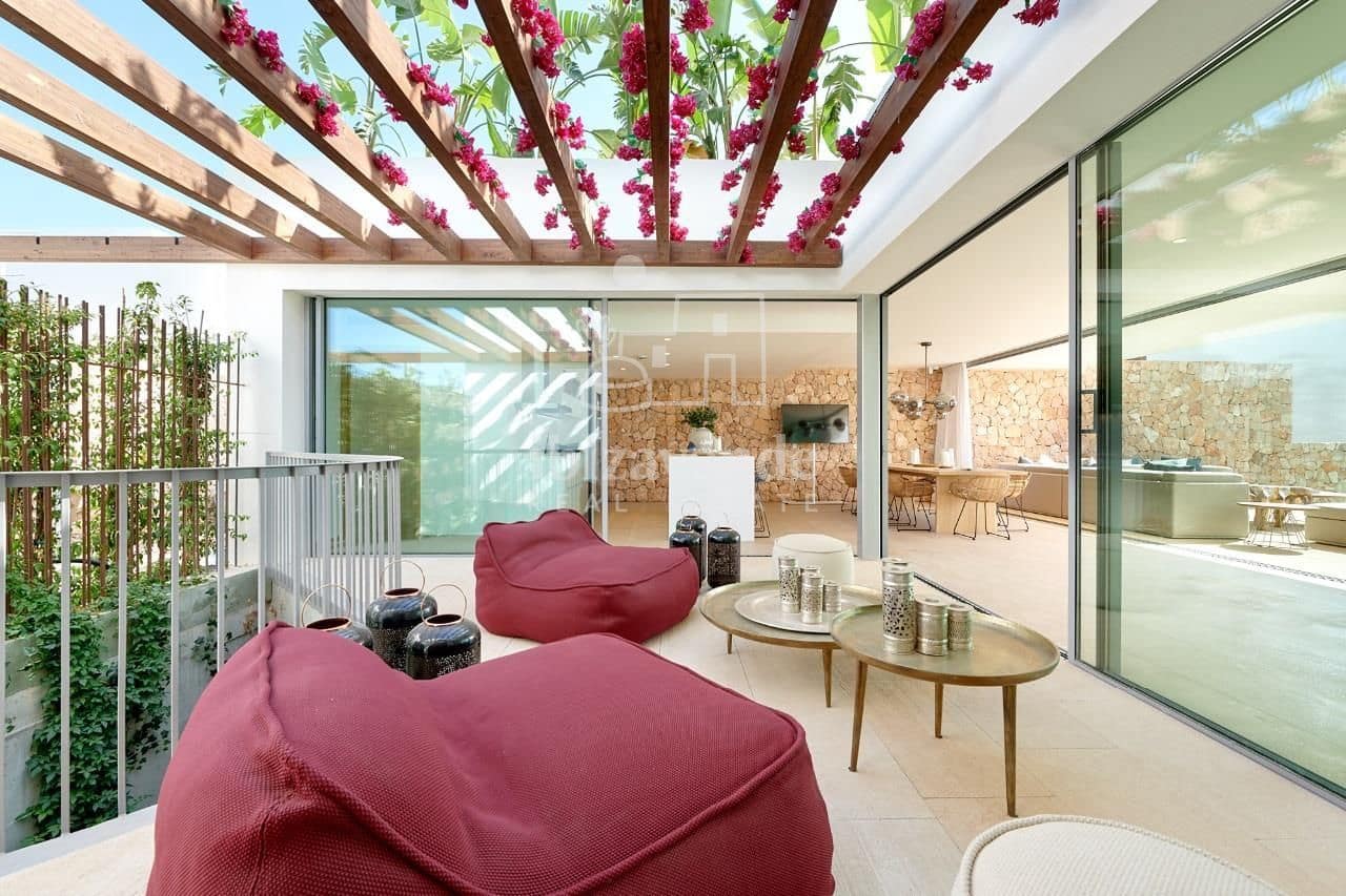 5 slaapkamer Villa te koop in Cala Conta met zwembad garage - € 2.700.000 (Ref: 9041732)