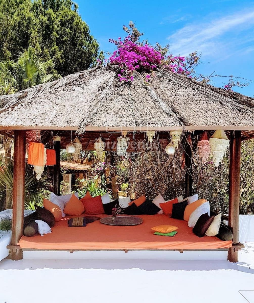 14 soverom Villa til salgs i Nuestra Senora de Jesus med svømmebasseng garasje - € 5 250 000 (Ref: 9041734)