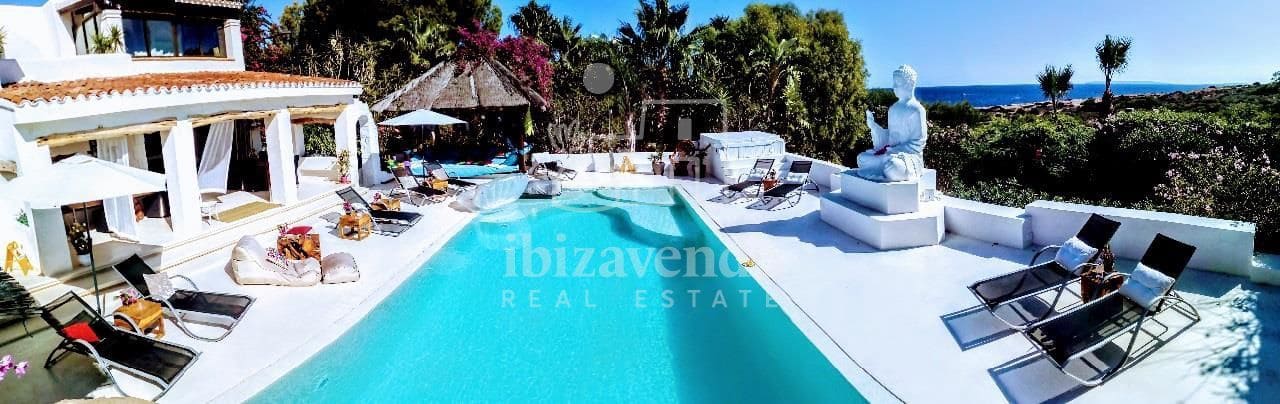 14 soverom Villa til salgs i Nuestra Senora de Jesus med svømmebasseng garasje - € 5 250 000 (Ref: 9041734)