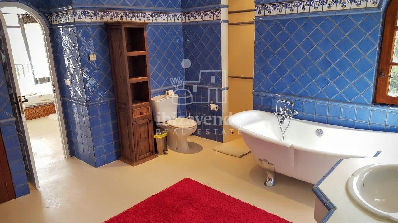 14 soverom Villa til salgs i Nuestra Senora de Jesus med svømmebasseng garasje - € 5 250 000 (Ref: 9041734)