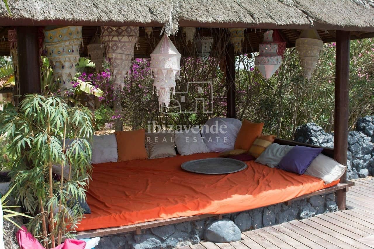 14 soverom Villa til salgs i Nuestra Senora de Jesus med svømmebasseng garasje - € 5 250 000 (Ref: 9041734)