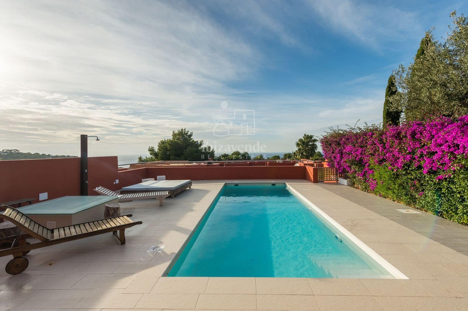 4 bedroom Townhouse for sale in Cala Moli with pool garage - € 1,450,000 (Ref: 9041735)