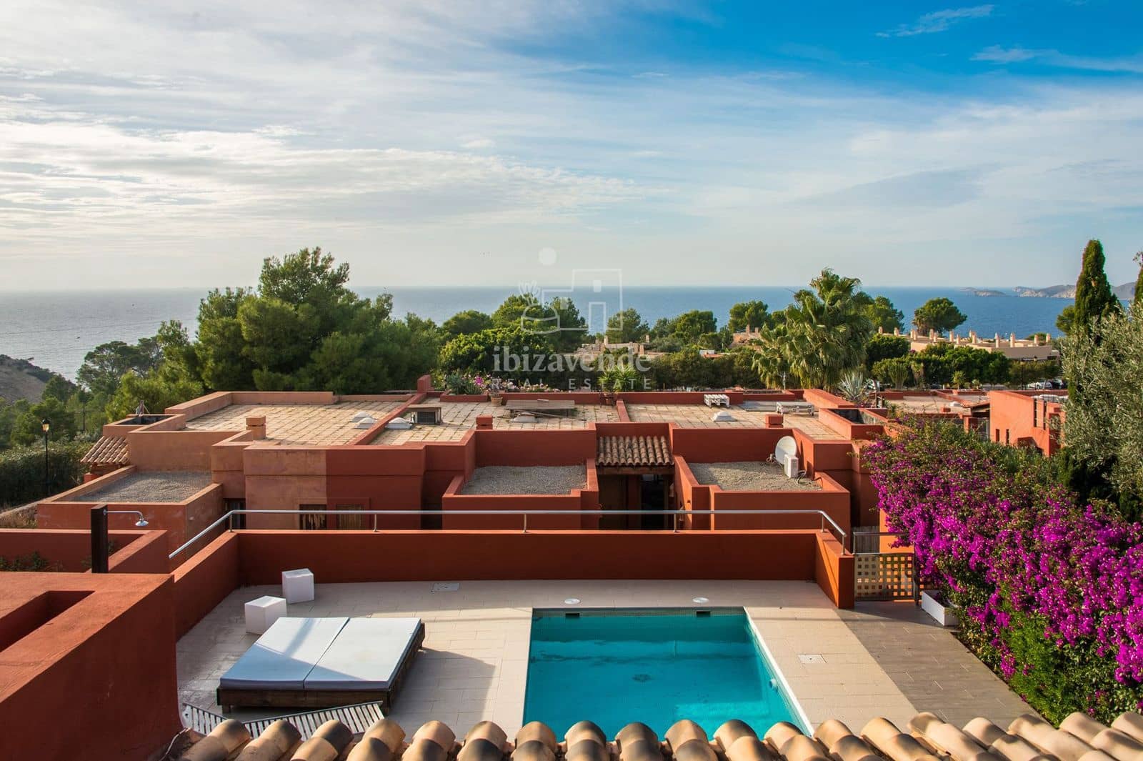 4 bedroom Townhouse for sale in Cala Moli with pool garage - € 1,450,000 (Ref: 9041735)