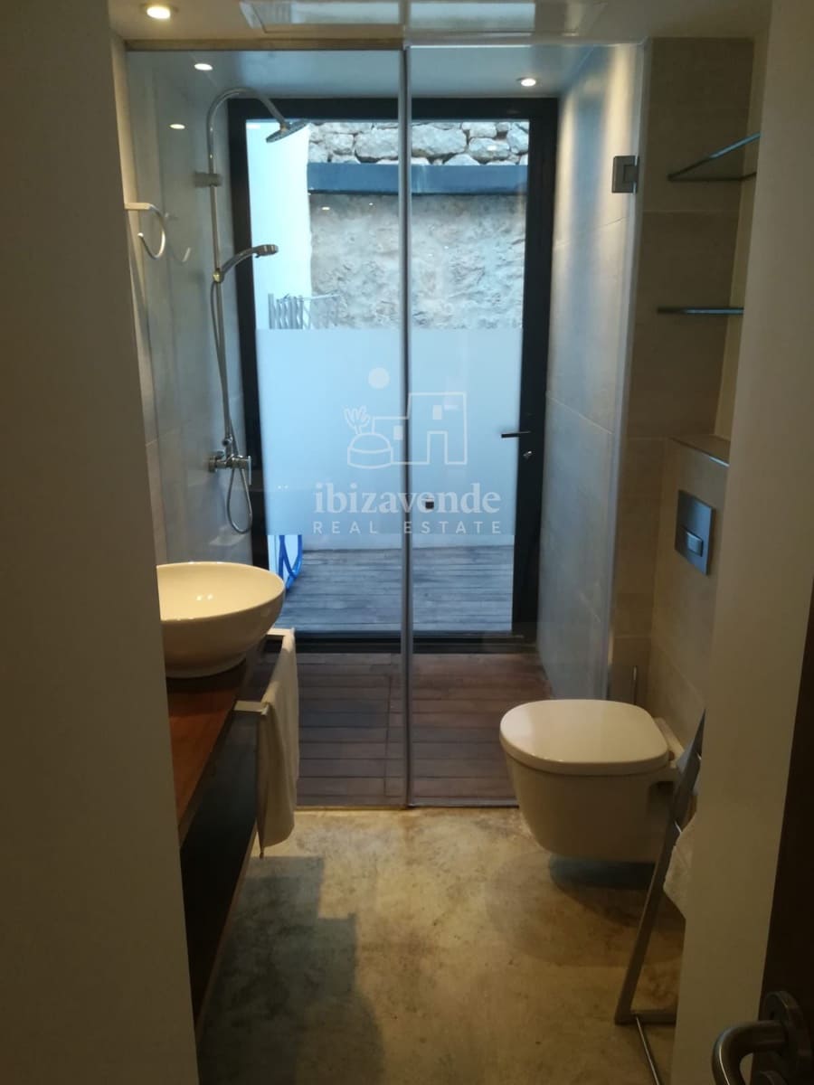 4 bedroom Townhouse for sale in Cala Moli with pool garage - € 1,450,000 (Ref: 9041735)