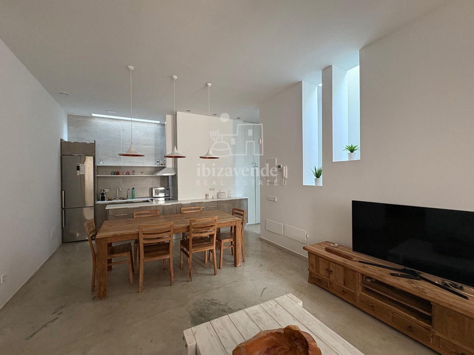 4 bedroom Townhouse for sale in Cala Moli with pool garage - € 1,450,000 (Ref: 9041735)