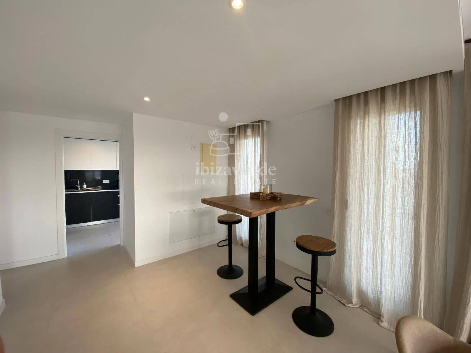 3 makuuhuone Asunto vuokrattavana paikassa Ibiza kaupunki mukana uima-altaan 
autotalli - 6 000 € (Ref: 9041736)