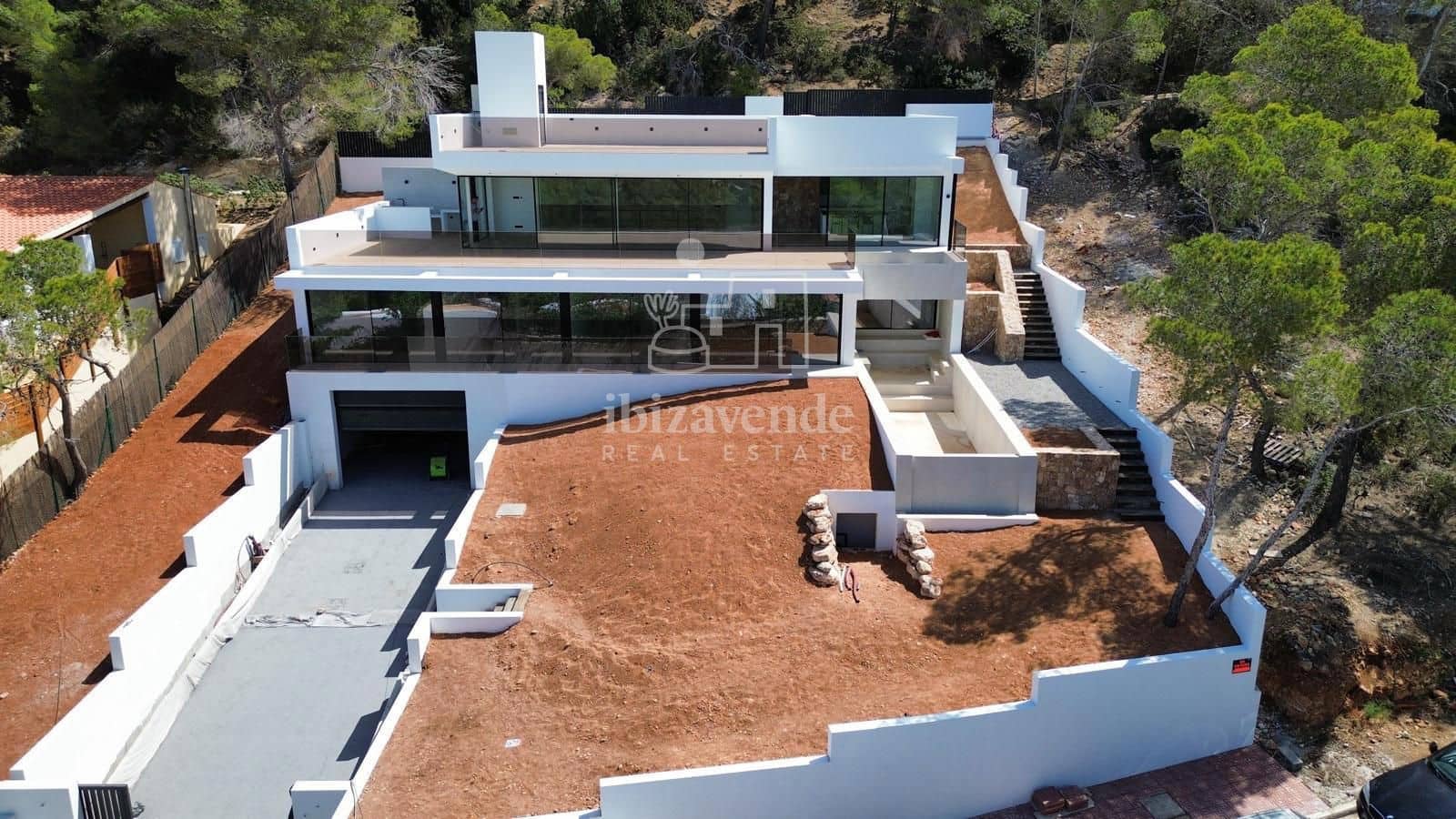 5 soverom Villa til salgs i Sant Antoni de Portmany med svømmebasseng garasje - € 4 900 000 (Ref: 9041739)