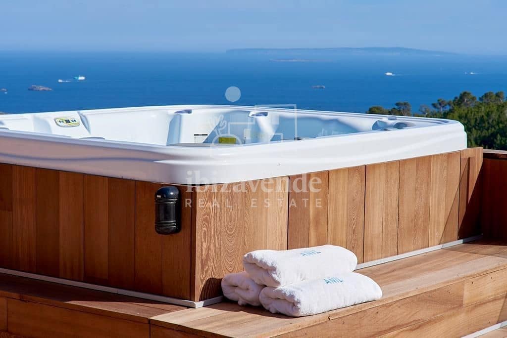 Villa till salu i Ibiza stad med pool garage - 10 000 000 € (Ref: 9041740)