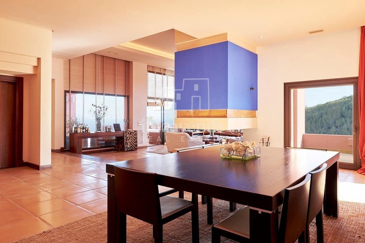 Villa till salu i Ibiza stad med pool garage - 10 000 000 € (Ref: 9041740)