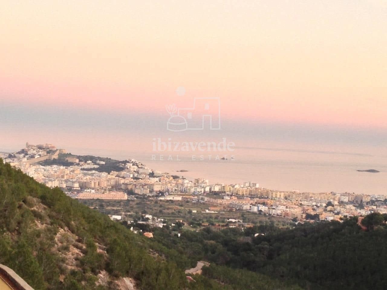 Villa till salu i Ibiza stad med pool garage - 10 000 000 € (Ref: 9041740)