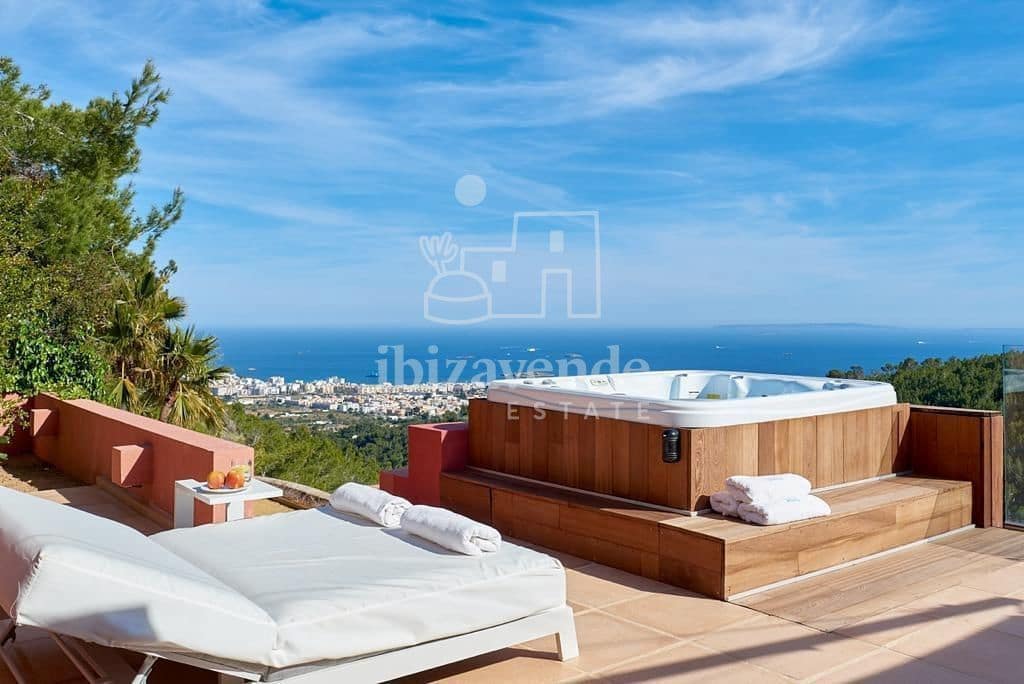 Villa till salu i Ibiza stad med pool garage - 10 000 000 € (Ref: 9041740)