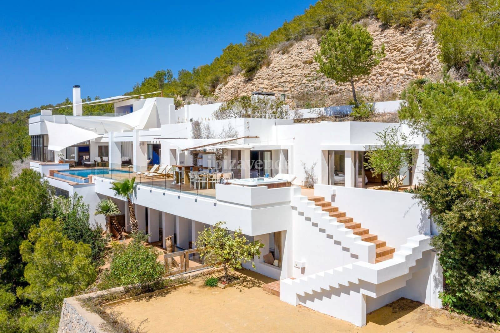Villa till salu i Ibiza stad med pool garage - 10 000 000 € (Ref: 9041740)