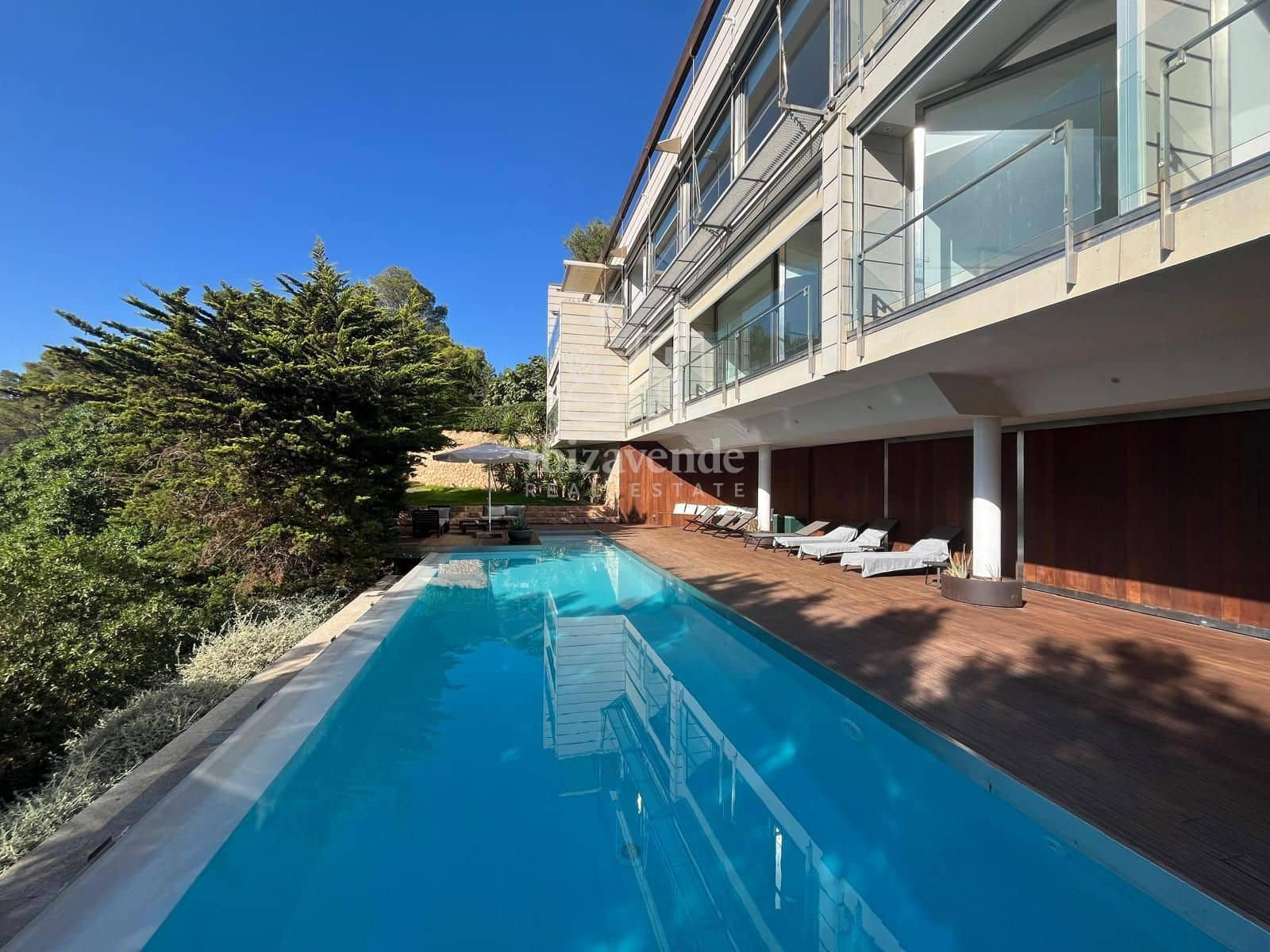7 soveværelse Villa til leje i Cala Moli med swimmingpool garage - € 37.200 (Ref: 9041742)