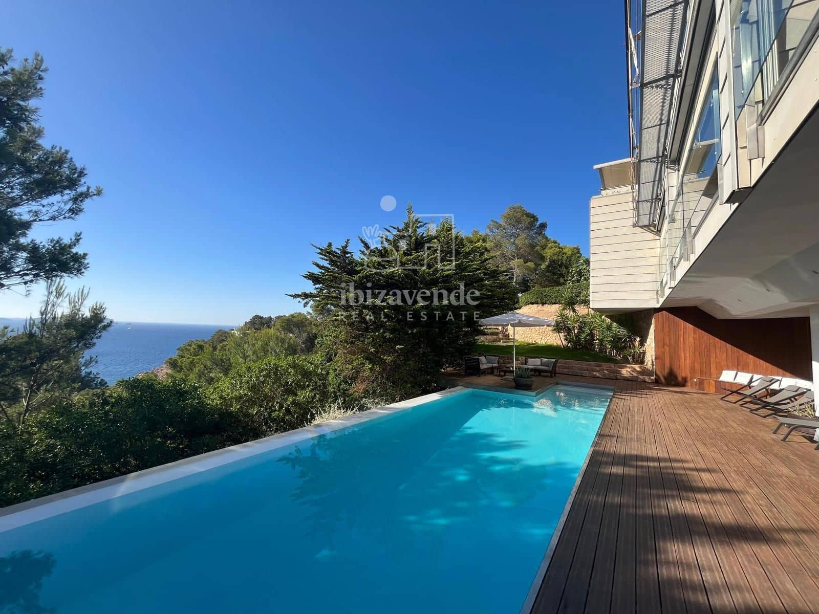 7 soveværelse Villa til leje i Cala Moli med swimmingpool garage - € 37.200 (Ref: 9041742)