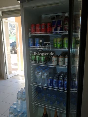 Commercieel te huur in Nuestra Señora de Jesus, Santa Eulalia / Santa Eularia - € 1.200 (Ref: 9041743)