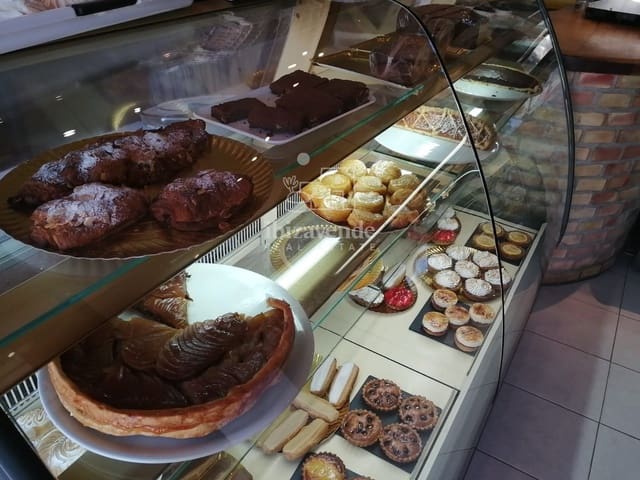 Commercieel te huur in Nuestra Señora de Jesus, Santa Eulalia / Santa Eularia - € 1.200 (Ref: 9041743)