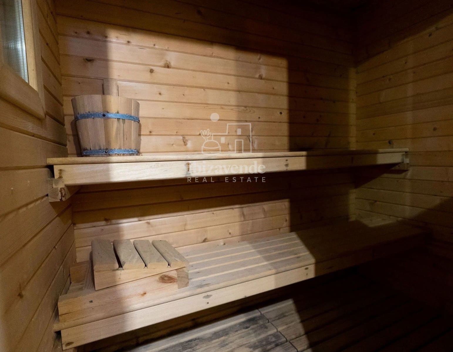 6 bedroom Villa for sale in Santa Eulalia / Santa Eularia with pool garage - € 3,990,000 (Ref: 9041745)