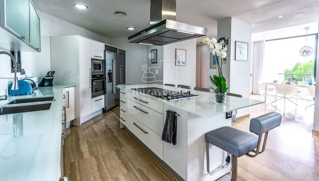 6 soverom Villa til salgs i Santa Eulalia / Santa Eularia med svømmebasseng garasje - € 3 990 000 (Ref: 9041745)