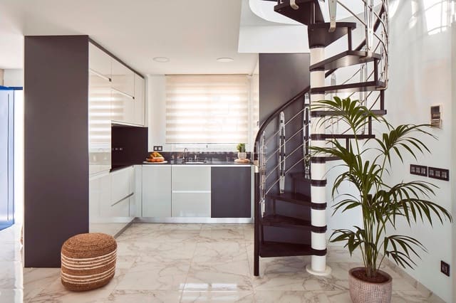 3 soverom Penthouse til salgs i Sant Antoni de Portmany med svømmebasseng garasje - € 786 000 (Ref: 9041748)