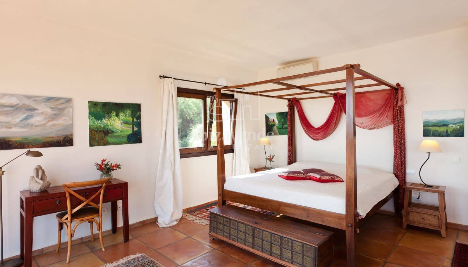 6 bedroom Villa for sale in Santa Eulalia / Santa Eularia with pool garage - € 12,000,000 (Ref: 9041753)