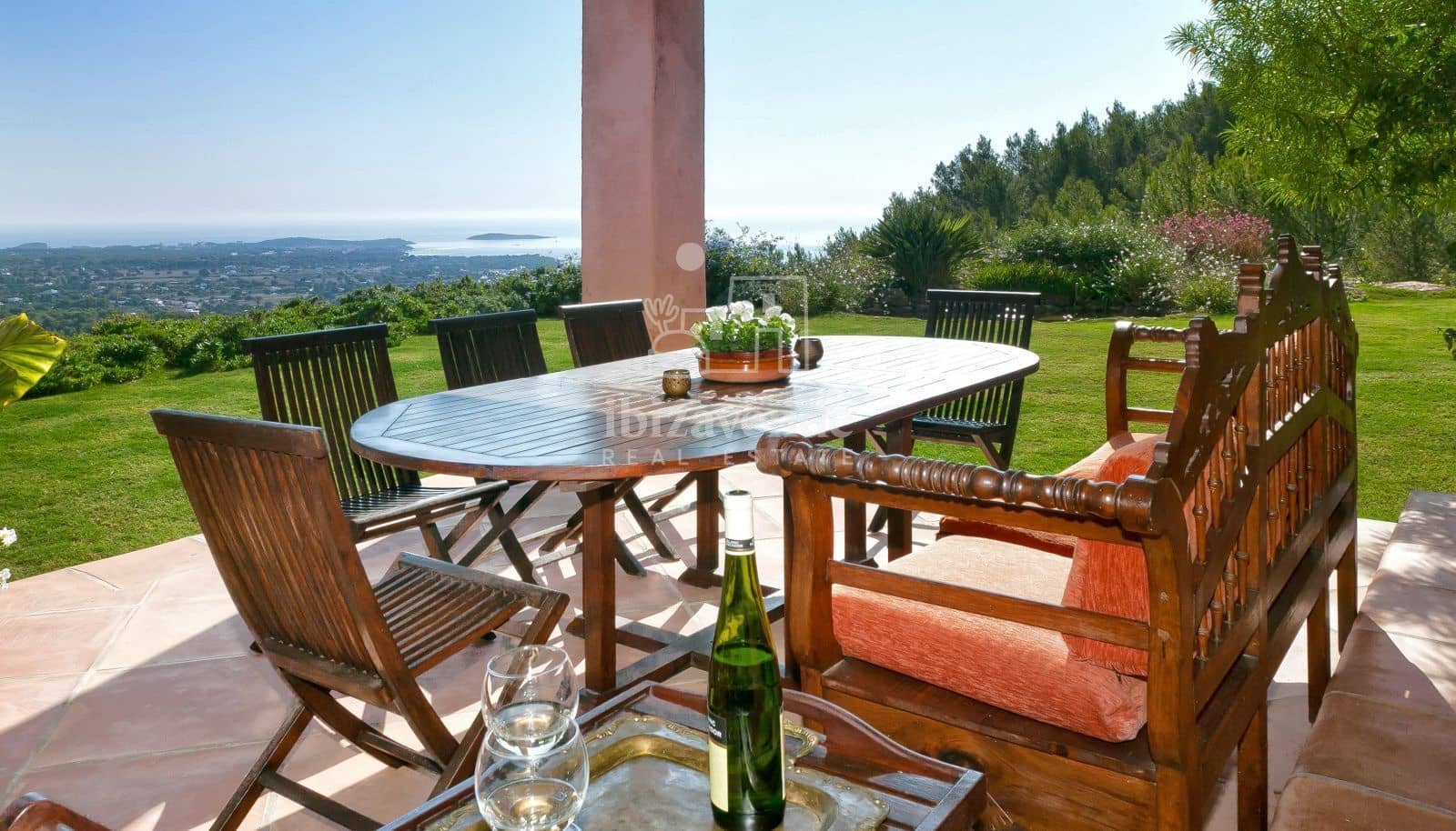 6 bedroom Villa for sale in Santa Eulalia / Santa Eularia with pool garage - € 12,000,000 (Ref: 9041753)