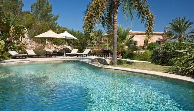 6 soveværelse Villa til salg i Santa Eulalia / Santa Eularia med swimmingpool garage - € 12.000.000 (Ref: 9041753)