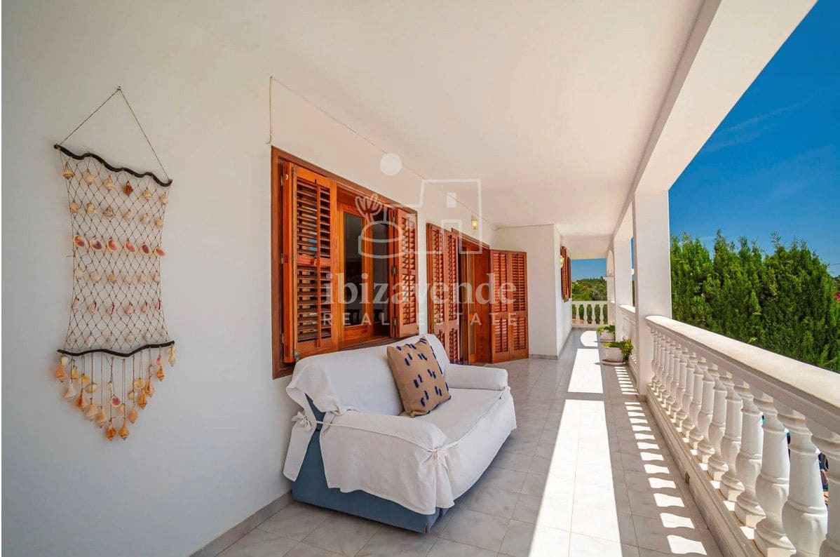 5 soveværelse Villa til leje i Sant Jordi de Ses Salines med swimmingpool garage - € 6.000 (Ref: 9041757)