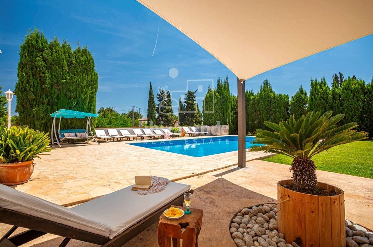 5 soveværelse Villa til leje i Sant Jordi de Ses Salines med swimmingpool garage - € 6.000 (Ref: 9041757)