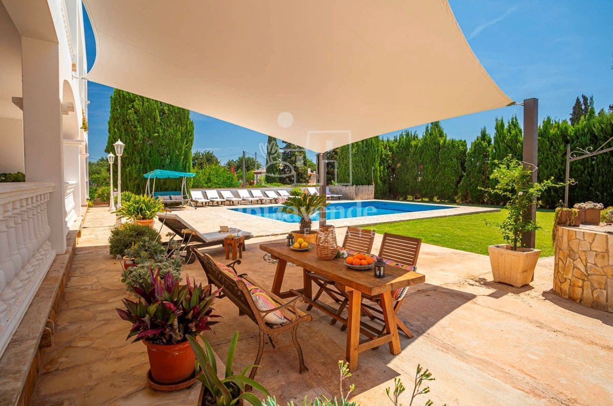 5 soveværelse Villa til leje i Sant Jordi de Ses Salines med swimmingpool garage - € 6.000 (Ref: 9041757)