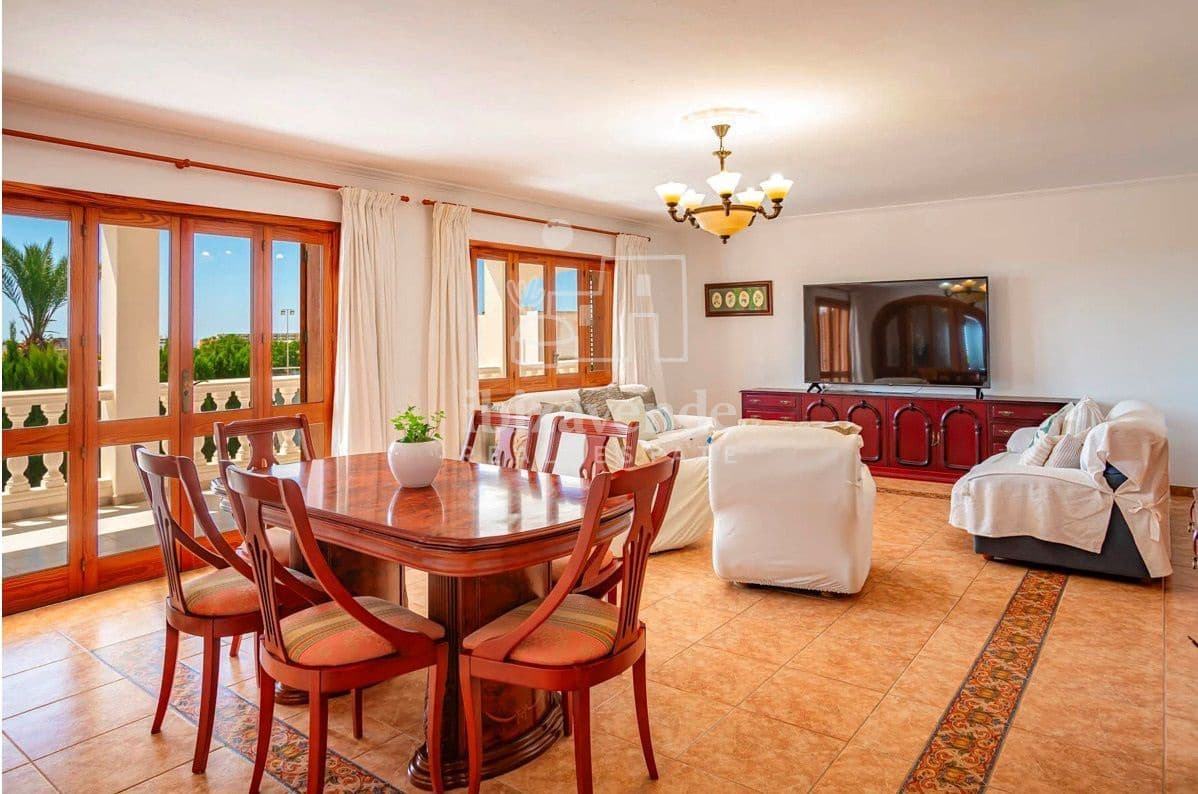 5 soveværelse Villa til leje i Sant Jordi de Ses Salines med swimmingpool garage - € 6.000 (Ref: 9041757)