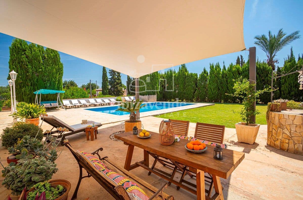 5 soveværelse Villa til leje i Sant Jordi de Ses Salines med swimmingpool garage - € 6.000 (Ref: 9041757)