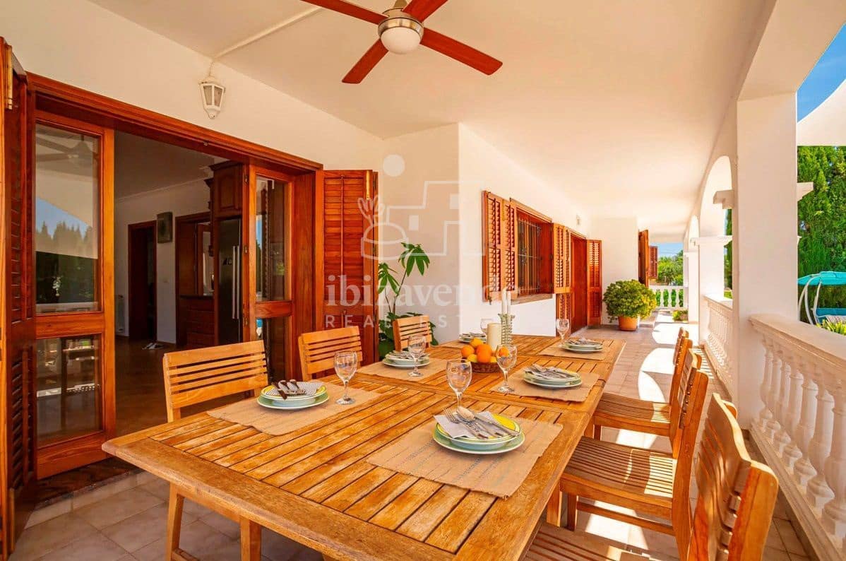 5 soveværelse Villa til leje i Sant Jordi de Ses Salines med swimmingpool garage - € 6.000 (Ref: 9041757)