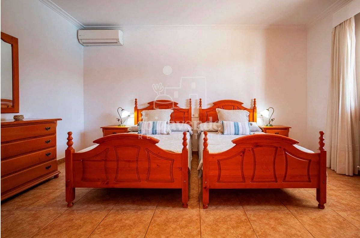 5 soveværelse Villa til leje i Sant Jordi de Ses Salines med swimmingpool garage - € 6.000 (Ref: 9041757)