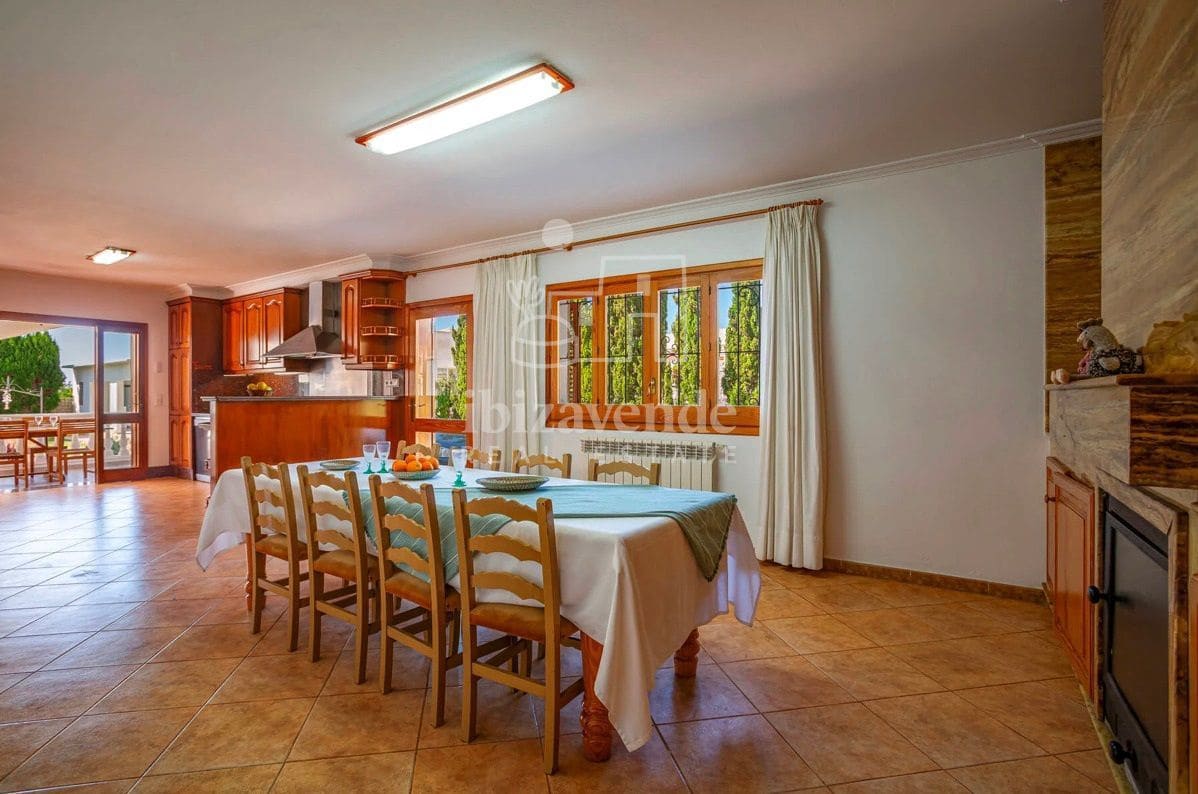 5 soveværelse Villa til leje i Sant Jordi de Ses Salines med swimmingpool garage - € 6.000 (Ref: 9041757)