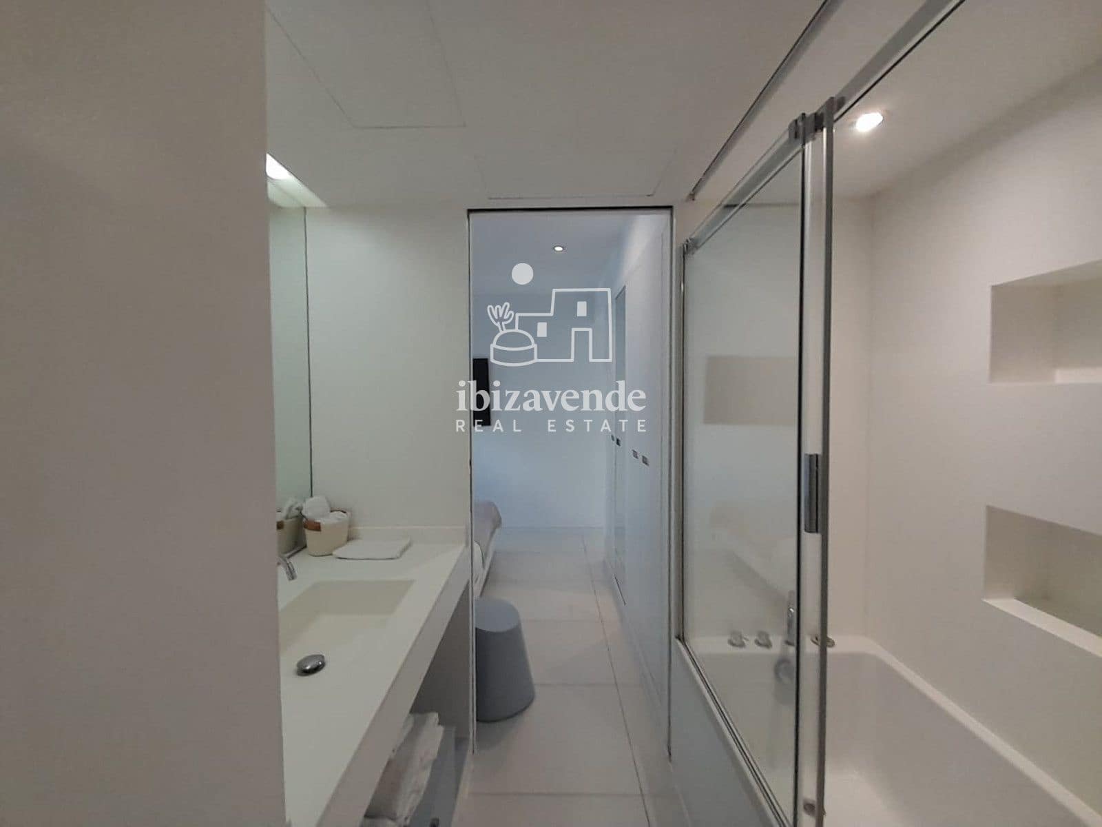 1 bedroom Flat for sale in Ibiza / Eivissa town with pool - € 521,750 (Ref: 9041759)