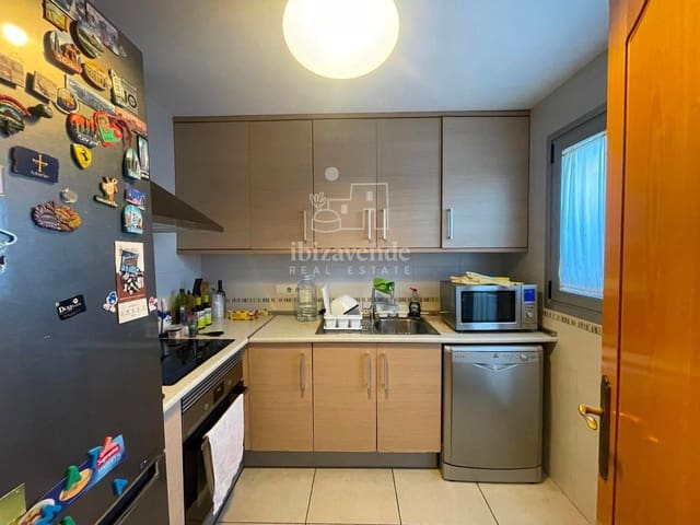3 makuuhuone Omakotitalo vuokrattavana paikassa Sant Jordi de Ses Salines, San Jose / Sant Josep de Sa Talaia mukana 
autotalli - 1 800 € (Ref: 9041762)