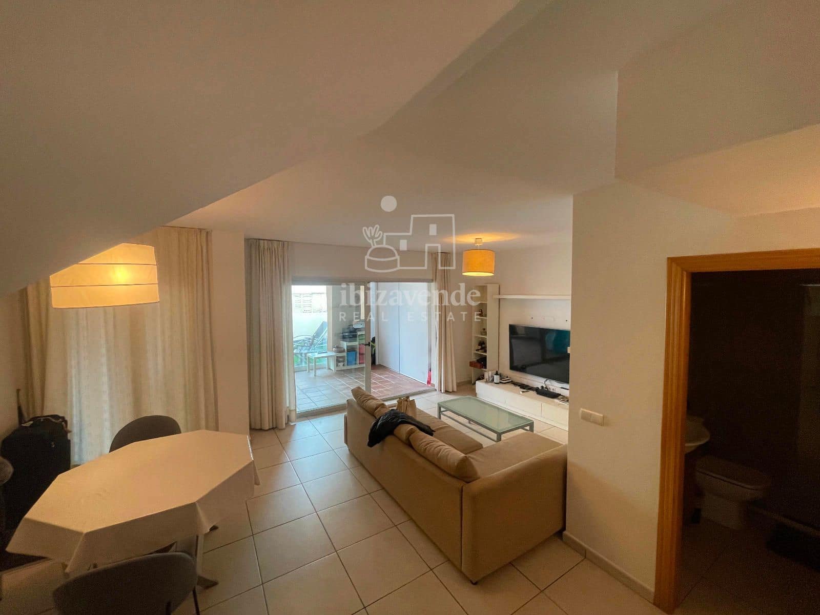 3 soveværelse Byhus til leje i Sant Jordi de Ses Salines med garage - € 6.000 (Ref: 9041762)