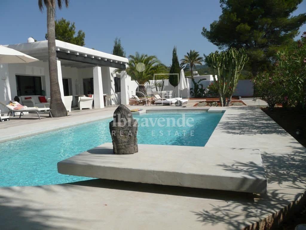 4 soveværelse Villa til salg i Cala Tarida med swimmingpool garage - € 1.950.000 (Ref: 9041768)
