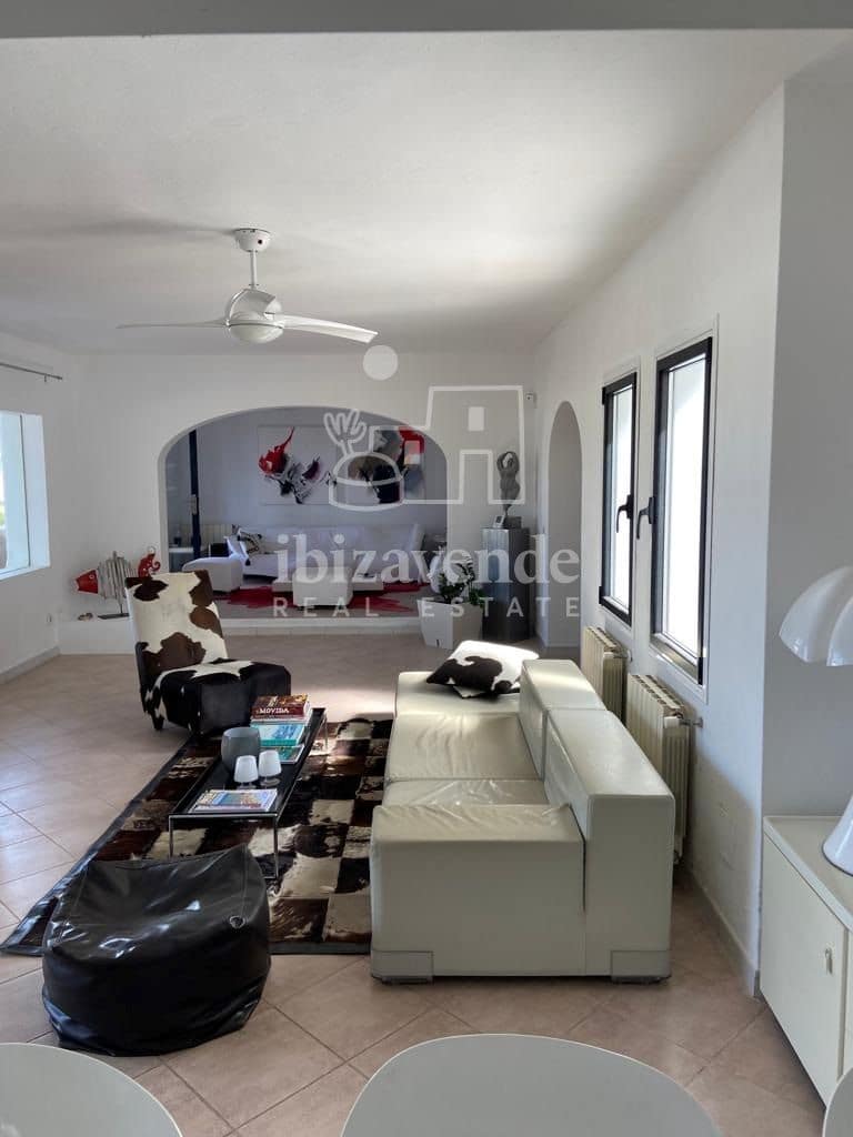 4 soveværelse Villa til salg i Cala Tarida med swimmingpool garage - € 1.950.000 (Ref: 9041768)