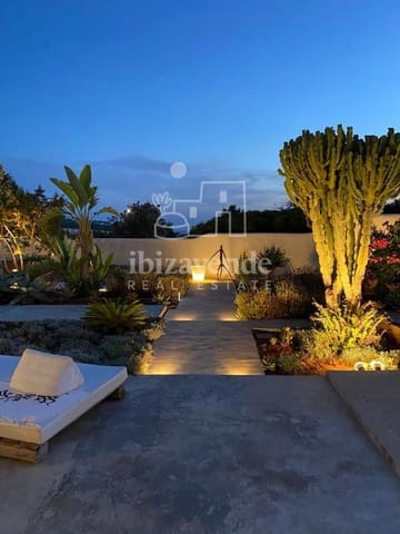4 soveværelse Villa til salg i Cala Tarida, San Jose / Sant Josep de Sa Talaia med swimmingpool garage - € 1.950.000 (Ref: 9041768)